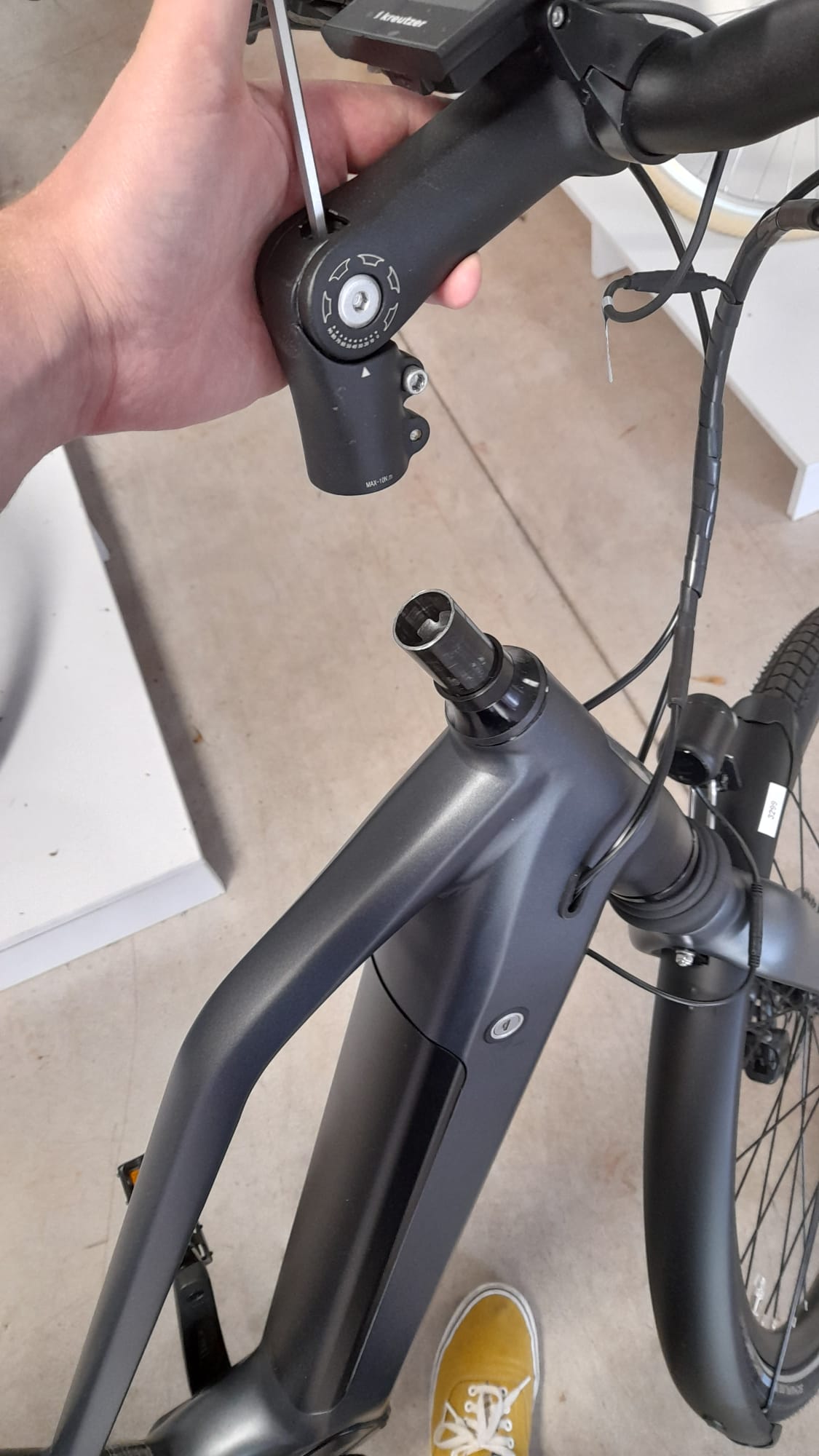 Opwekking oppervlakte Slaapkamer Fiets stuur verstellen - Verschillende fietssturen omhoog zetten
